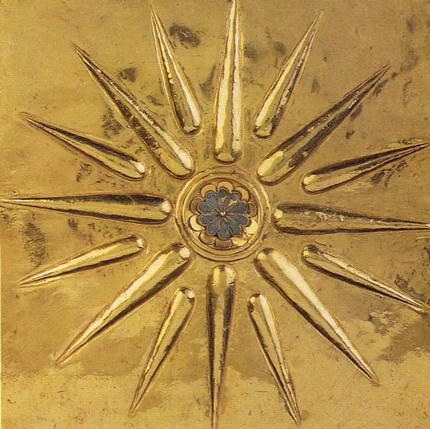 Lárnax de Filipo II de Macedonia con un sol de oro.