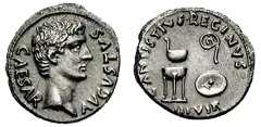 Augusto y símbolos sacerdotales